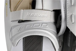 Bauer Vapor Hyperlite2 Senior Goalie Blocker 15 Bauer Vapor Hyperlite2 Senior Goalie Blocker -BAUER Sale Store 1061626 BTH23 GOAL STICKS ELITE SR MTOBLACK catalog front 2a83f12d d046 4037 b793 2ab4fef2b2e1